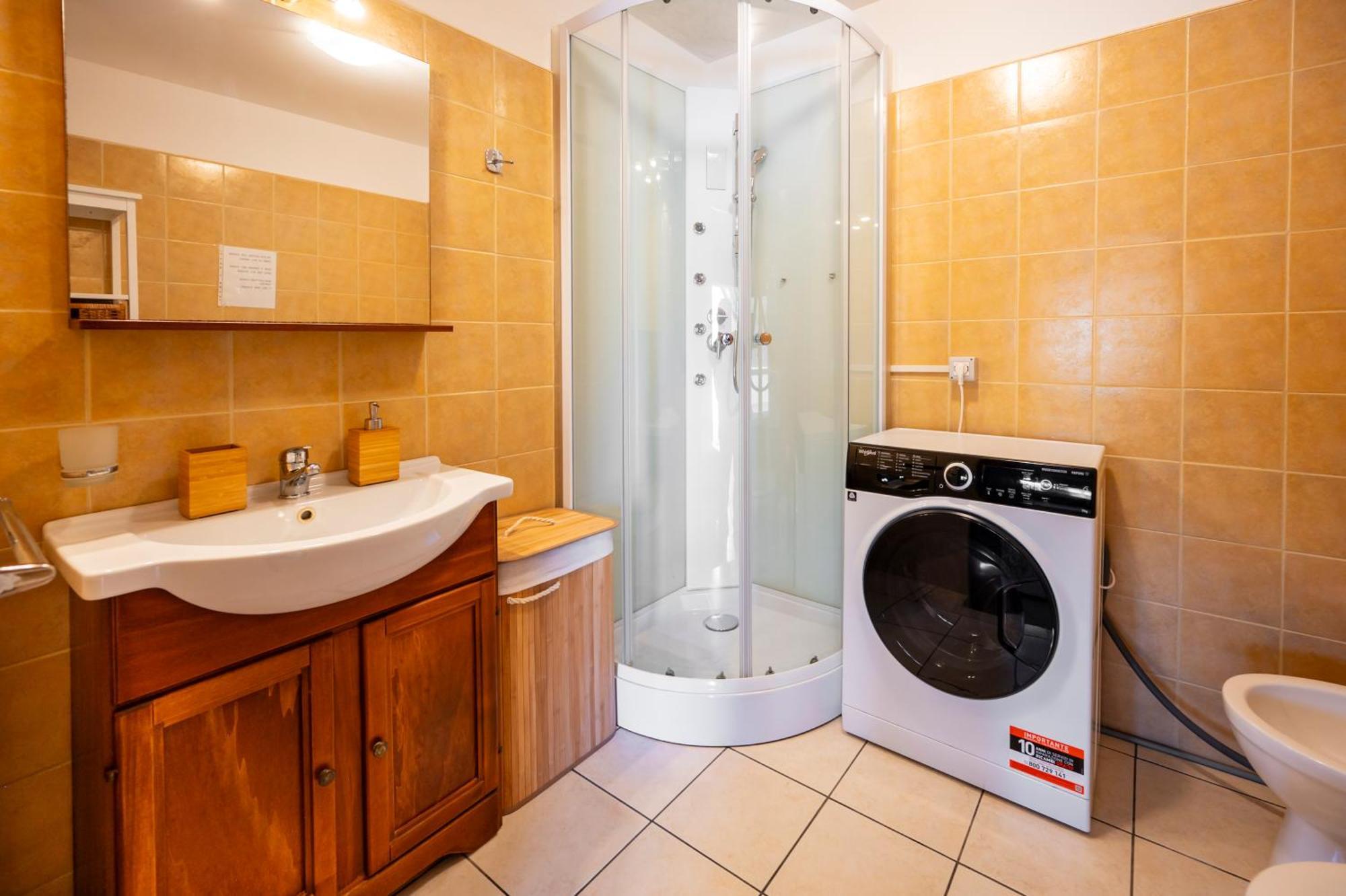 Dolmen Apartment